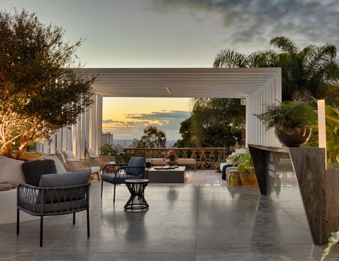 DonaFlor Mobília presente na Modernos Eternos Belo Horizonte