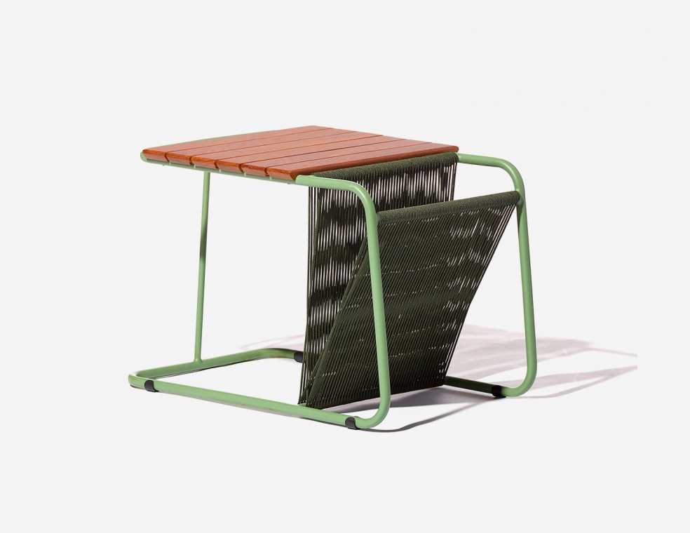 Mesa Lateral com Revisteiro - Contorno