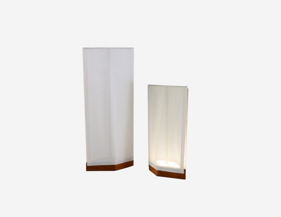 Luminária de Piso Emon por Yukihiro Yamaguchi - Luminárias