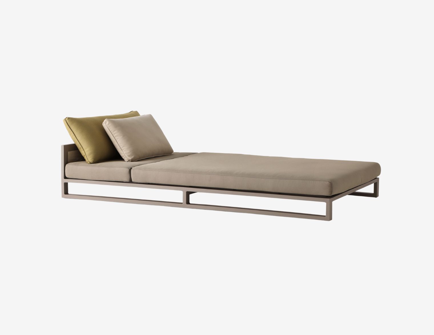Chaise Lounge